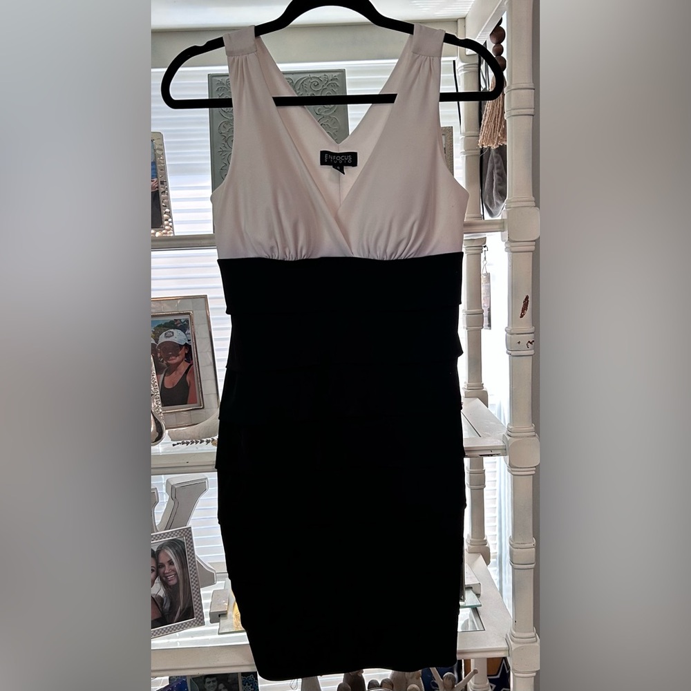 ENFOCUS STUDIO SHEATH DRESS